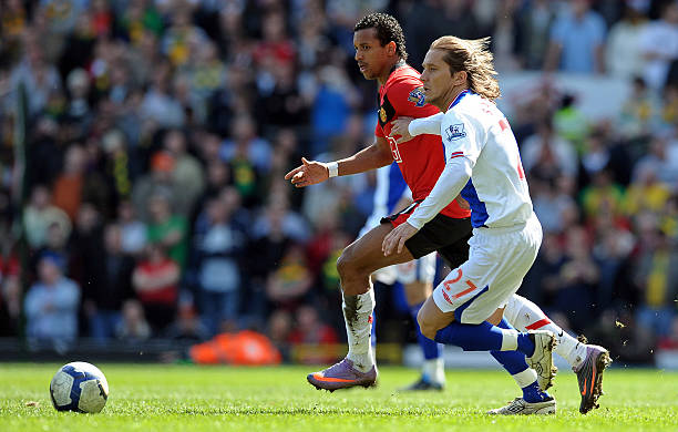 导致两人先 导致两人先