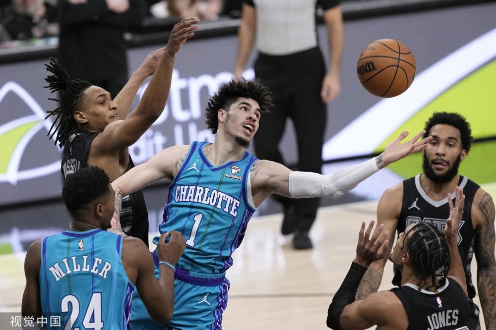 升起的中场 升起的中场